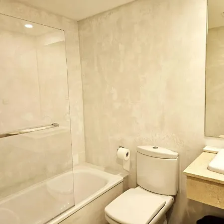 Luxury With Garden And Private Pool Pass The Keys *